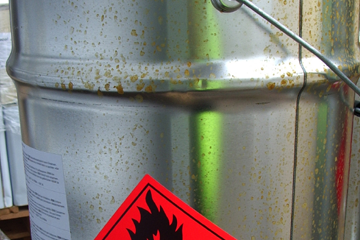 Flammable and Combustible Liquids (French), PureSafety eLesson
